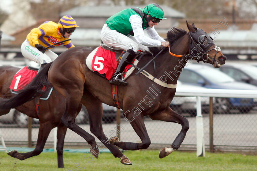 Vlannon-0005 
 VLANNON (Marc Goldstein) wins The Unibet Juvenile Hurdle
Kempton 12 Jan 2019 - Pic Steven Cargill / Racingfotos.com