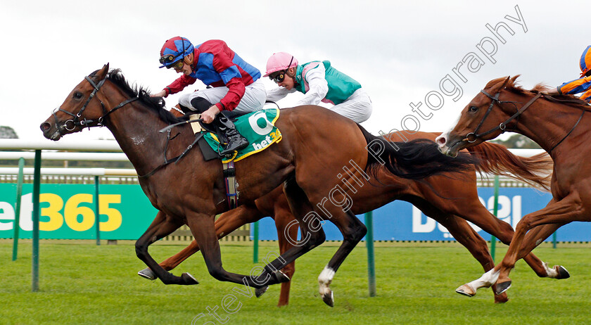 Powerful-Breeze-0006 
 POWERFUL BREEZE (James Doyle) leads QUADRILATERAL (farside) in the bet365 Fillies Mile
Newmarket 11 Oct 2019 - Pic Steven Cargill / Racingfotos.com