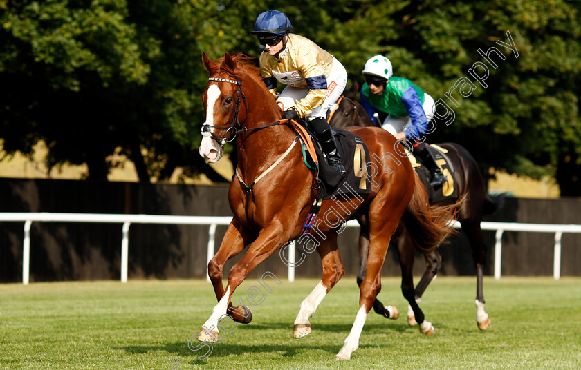 Manitou-0001 
 MANITOU (Hollie Doyle)
Newmarket 22 Jul 2022 - Pic Steven Cargill / Racingfotos.com