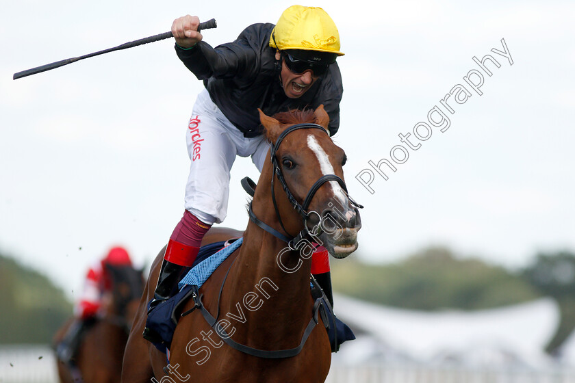 Stradivarius-0012 
 STRADIVARIUS (Frankie Dettori) wins The Gold Cup
Royal Ascot 21 Jun 2018 - Pic Steven Cargill / Racingfotos.com