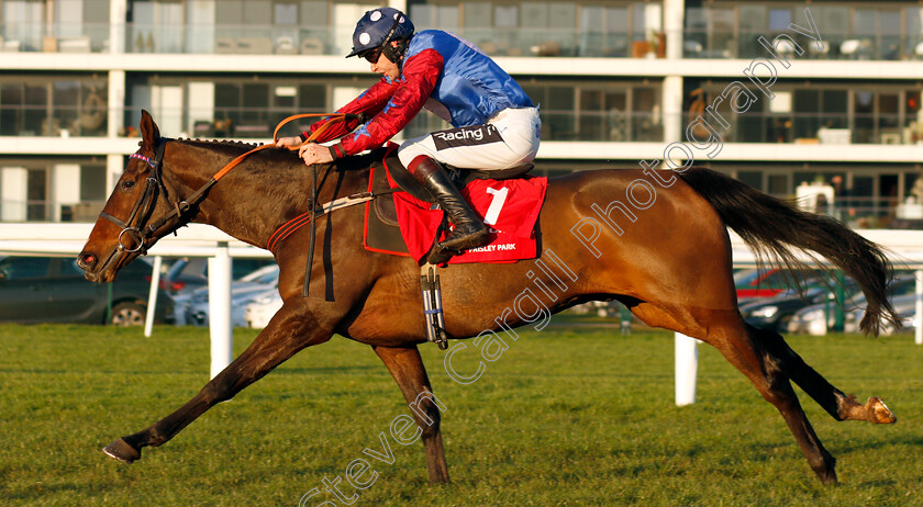 Paisley-Park-0003 
 PAISLEY PARK (Aidan Coleman) wins The Ladbrokes Long Distance Hurdle
Newbury 29 Nov 2019 - Pic Steven Cargill / Racingfotos.com