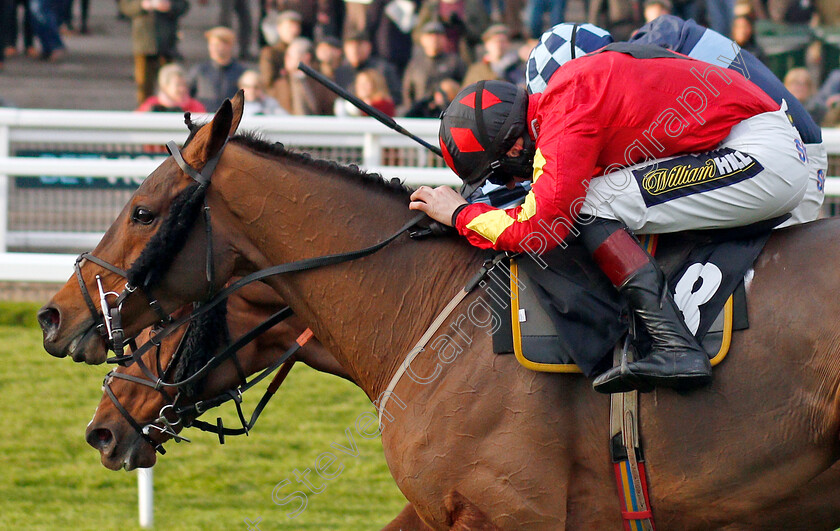 Cogry-0010 
 COGRY (Sam Twiston-Davies) wins The BetVictor Handicap Chase
Cheltenham 13 Dec 2019 - Pic Steven Cargill / Racingfotos.com