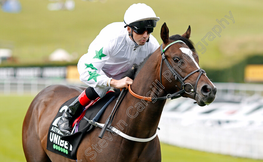 Asymmetric-0001 
 ASYMMETRIC (Martin Harley) winner of The Unibet Richmond Stakes
Goodwood 29 Jul 2021 - Pic Steven Cargill / Racingfotos.com