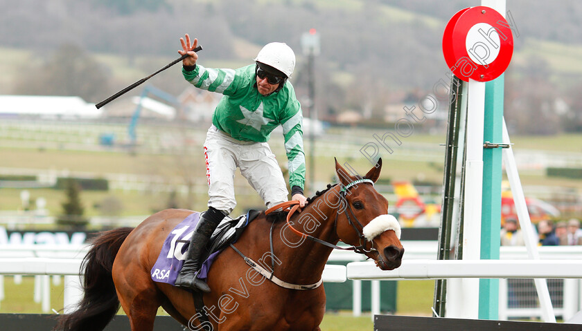 Presenting-Percy-0003 
 PRESENTING PERCY (Davy Russell) wins The RSA Insurance Novices Chase Cheltenham 14 Mar 2018 - Pic Steven Cargill / Racingfotos.com