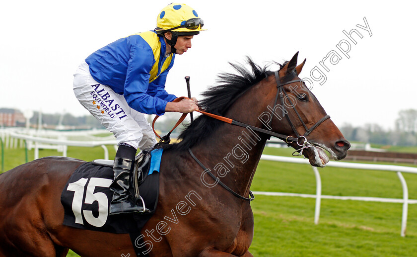 Shareef-Star-0001 
 SHAREEF STAR (Ryan Moore) Newbury 21 Apr 2018 - Pic Steven Cargill / Racingfotos.com