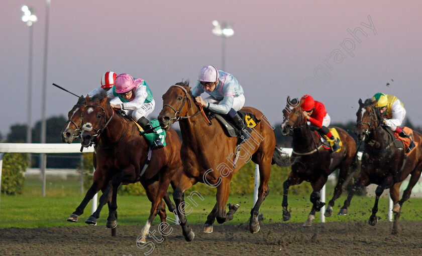 Diocles-Of-Rome-0003 
 DIOCLES OF ROME (centre, Hector Crouch) beats THALER (left) in The Unibet Casino Deposit £10 Get £40 Bonus Handicap
Kempton 6 Oct 2021 - Pic Steven Cargill / Racingfotos.com