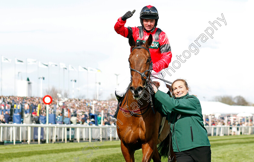 Ahoy-Senor-0015 
 AHOY SENOR (Derek Fox) winner of The Betway Mildmay Novices Chase
Aintree 8 Apr 2022 - Pic Steven Cargill / Racingfotos.com