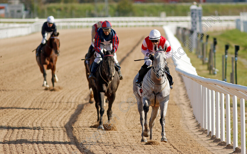 Duca-Di-Como-0005 
 DUCA DI COMO (Elione Chaves) wins The Tattersalls Nickes Minneslopning for the fifth time.
Bro Park, Sweden 17 Sep 2023 - Pic Steven Cargill / Racingfotos.com