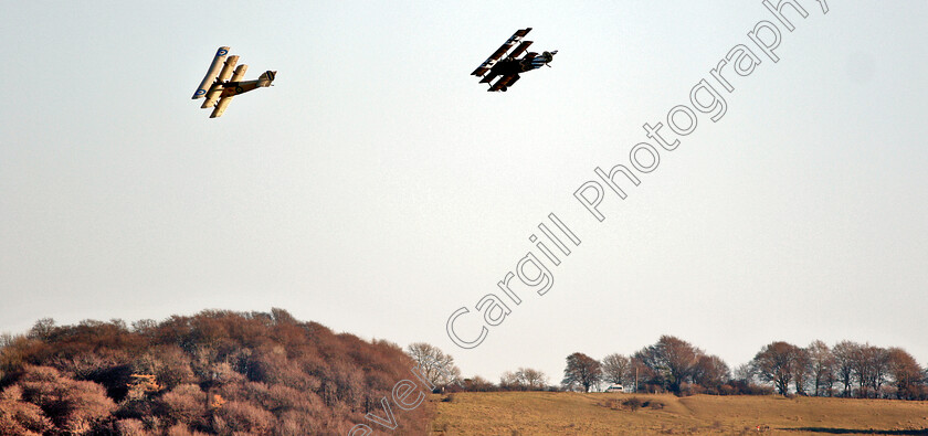 Dogfight-0003 
 World War I Dogfight re-enactment above Cheltenham Racecourse
18 Nov 2018 - Pic Steven Cargill / Racingfotos.com