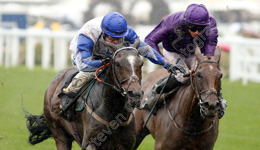 The-Grand-Visir-0004 
 THE GRAND VISIR (left, Richard Kingscote) wins The Ascot Stakes
Royal Ascot 18 Jun 2019 - Pic Steven Cargill / Racingfotos.com