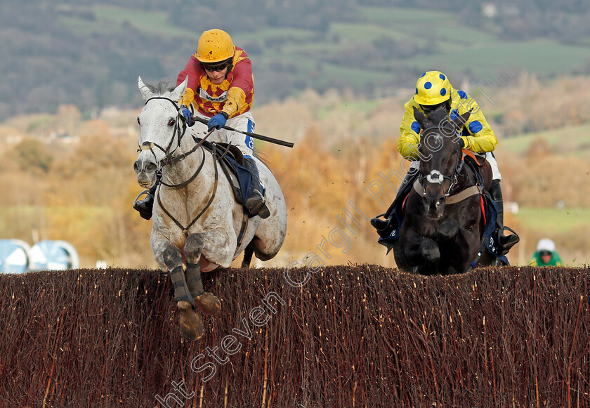 Ramses-De-Teillee-0002 
 RAMSES DE TEILLEE (left, Tom Scudamore) beats YALA ENKI (right) in The Planteur At Chapel Stud Handicap Chase
Cheltenham 15 Nov 2020 - Pic Steven Cargill / Racingfotos.com