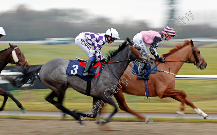 Volpone-Jelois-0004 
 VOLPONE JELOIS (Megan Nicholls) Lingfield 20 Dec 2017 - Pic Steven Cargill / Racingfotos.com