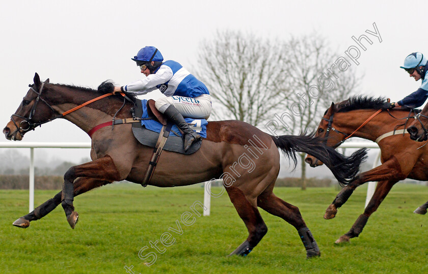 Ibleo-0004 
 IBLEO (Charlie Deutsch) wins The John Honeyball Memorial Novices Handicap Chase
Wincanton 30 Jan 2020 - Pic Steven Cargill / Racingfotos.com