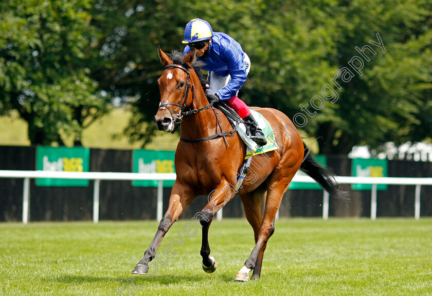 Flotus-0001 
 FLOTUS (Frankie Dettori)
Newmarket 9 Jul 2021 - Pic Steven Cargill / Racingfotos.com