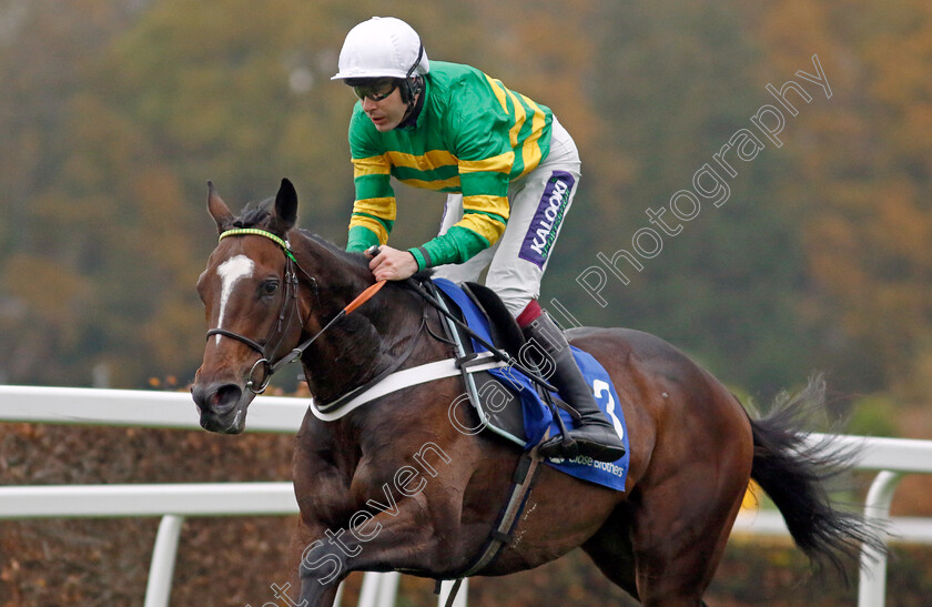 Jonbon-0006 
 JONBON (Aidan Coleman) wins The Close Brothers Henry VIII Novices Chase
Sandown 3 Dec 2022 - Pic Steven Cargill / Racingfotos.com