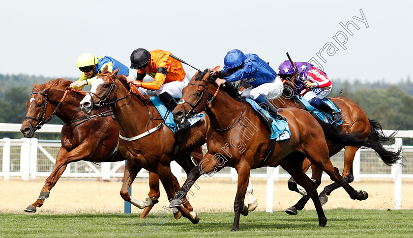 Speedo-Boy-0002 
 SPEEDO BOY (centre, James Doyle) beats ALQAMAR (right) and MANCINI (left) in The JGR Brown Jack Handicap
Ascot 27 Jul 2018 - Pic Steven Cargill / Racingfotos.com