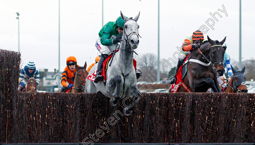 Bristol-De-Mai-0003 
 BRISTOL DE MAI (Daryl Jacob) leads MIGHT BITE (right) Kempton 26 Dec 2017 - Pic Steven Cargill / Racingfotos.com