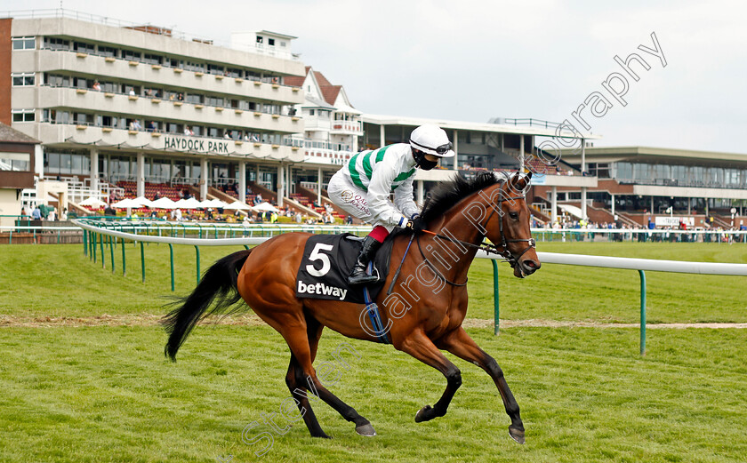 Oriental-Mystique-0002 
 ORIENTAL MYSTIQUE (Oisin Murphy)
Haydock 29 May 2021 - Pic Steven Cargill / Racingfotos.com