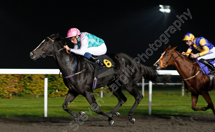 Revalue-0003 
 REVALUE (William Buick) wins The 32Red On The App Store Fillies Novice Stakes Div2 Kempton 18 Oct 2017 - Pic Steven Cargill / Racingfotos.com