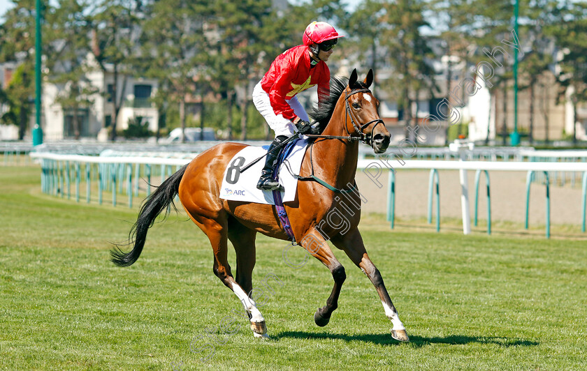 Highfield-Princess-0009 
 HIGHFIELD PRINCESS (Jason Hart) winner of The Prix Maurice de Gheest 
Deauville 7 Aug 2022 - Pic Steven Cargill / Racingfotos.com