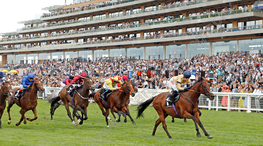 Tempus-0002 
 TEMPUS (Hollie Doyle) wins The Porsche Handicap
Ascot 23 Jul 2022 - Pic Steven Cargill / Racingfotos.com