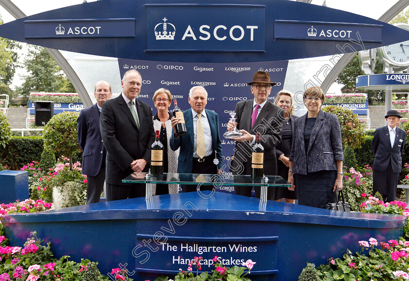 Mountain-Peak-0010 
 Presentation for The Hallgarten Wines Handicap
Ascot 8 Sep 2018 - Pic Steven Cargill / Racingfotos.com