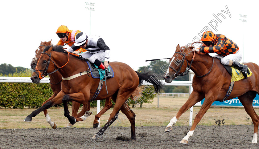 Precision-Prince-0001 
 PRECISION PRINCE (left, Kieran O'Neill) beats SOPHOSC (right) in The Starsports.bet Nursery
Kempton 15 Aug 2018 - Pic Steven Cargill / Racingfotos.com