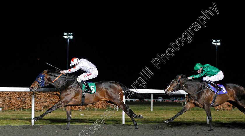 Gronkowski-0004 
 GRONKOWSKI (Jamie Spencer) beats COURT HOUSE (right) in The Road To The Kentucky Derby Conditions Stakes Kempton 7 Mar 2018 - Pic Steven Cargill / Racingfotos.com