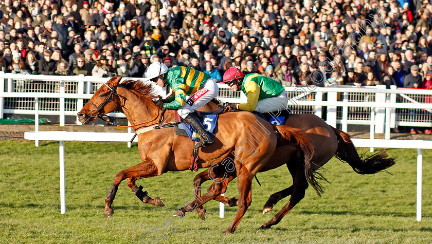 Yanworth-0003 
 YANWORTH (Barry Geraghty) wins The BetBright Dipper Novices Chase Cheltenham 1 Jan 2018 - Pic Steven Cargill / Racingfotos.com