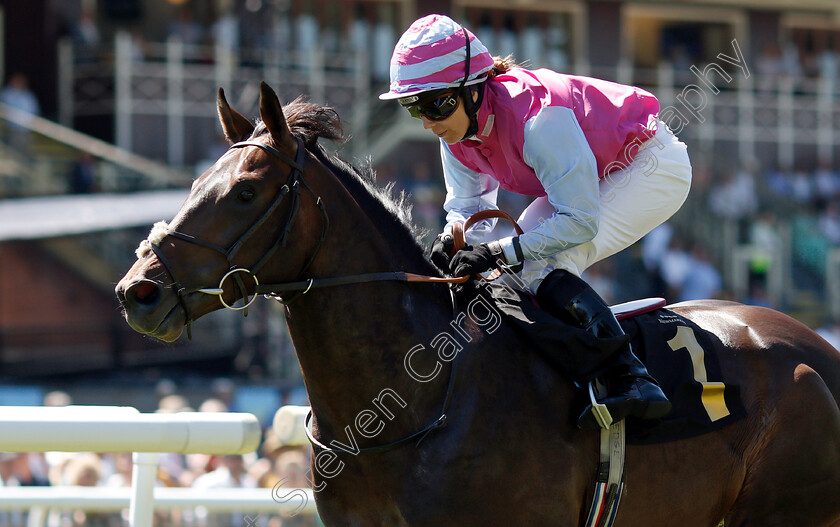 Master-Brewer-0006 
 MASTER BREWER (Hayley Turner) wins The Betway Novice Stakes
Newmarket 30 Jun 2018 - Pic Steven Cargill / Racingfotos.com