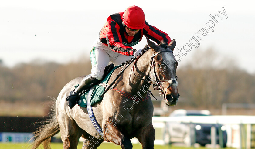 Graystone-0006 
 GRAYSTONE (Bryony Frost) wins The Agetur UK Ltd Juvenile Maiden Hurdle
Warwick 9 Dec 2021 - Pic Steven Cargill / Racingfotos.com