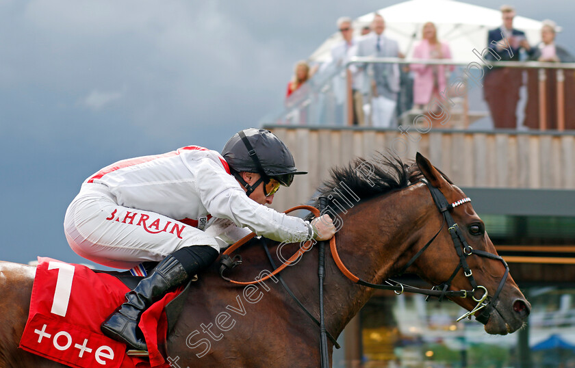 Hamish-0002 
 HAMISH (Tom Marquand) wins The tote.co.uk Ormonde Stakes
Chester 11 May 2023 - Pic Steven Cargill / Racingfotos.com