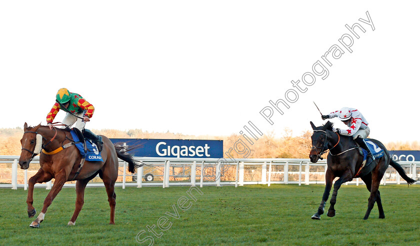 Lil-Rockerfeller-0003 
 LIL ROCKERFELLER (Trevor Whelan) wins The Coral Hurdle Ascot 25 Nov 2017 - pic Steven Cargill / Racingfotos.com