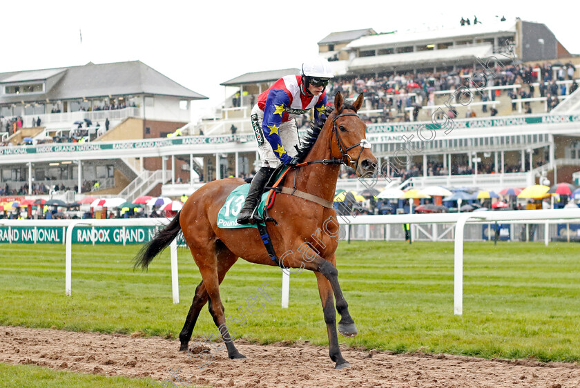 Tahmuras-0001 
 TAHMURAS (Harry Cobden)
Aintree 14 Apr 2023 - Pic Steven Cargill / Racingfotos.com