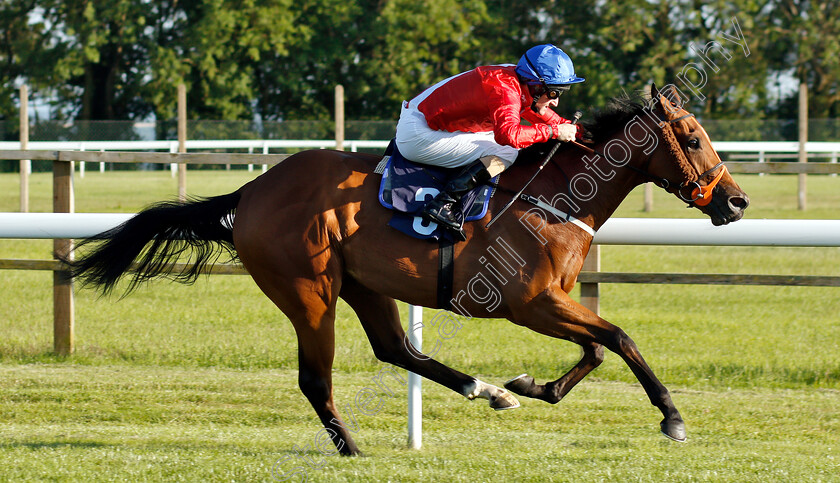 Heritage-0004 
 HERITAGE (Liam Keniry) wins The Sky Sports Racing Virgin 535 Maiden Stakes
Bath 3 Jul 2019 - Pic Steven Cargill / Racingfotos.com