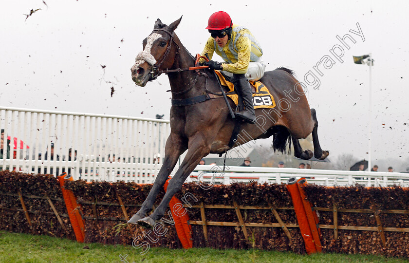 Eh-Georges-0001 
 EH GEORGES (Felix de Giles) Cheltenham 18 Nov 2017 - Pic Steven Cargill / Racingfotos.com