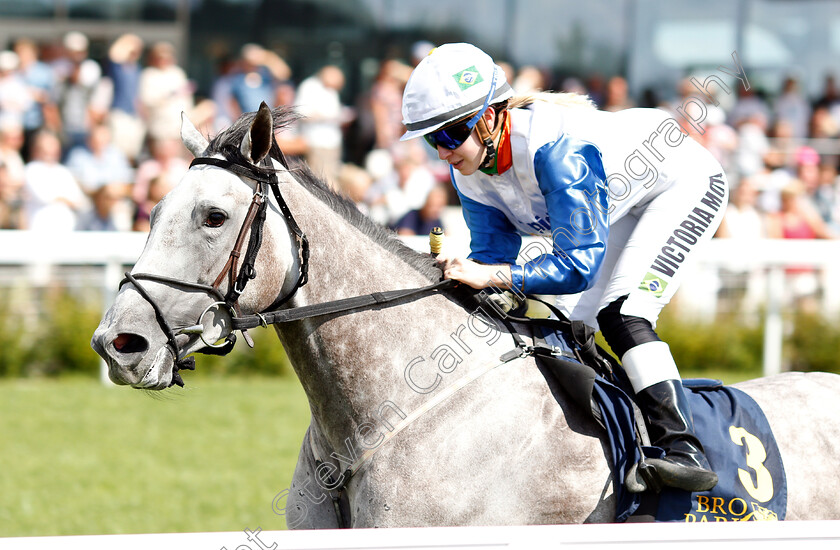 Rue-D Argent-0005 
 RUE D'ARGENT (Victoria Mota) wins Lady Jockeys Thoroughbred World Championship Round 2
Bro Park Sweden 5 Aug 2018 - Pic Steven Cargill / Racingfotos.com