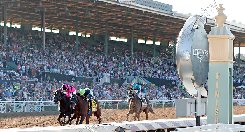 Storm-The-Court-0002 
 STORM THE COURT (centre, Flavien Prat) beats ANNEAU D'OR (left) in The Breeders' Cup Juvenile
Santa Anita USA 1 Nov 2019 - Pic Steven Cargill / Racingfotos.com