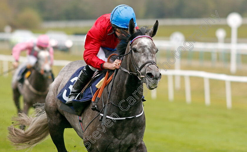 Cloudy-Dawn-0007 
 CLOUDY DAWN (Ryan Moore) wins The Enjoy Horse Racing Promotions At Novibet Fillies Novice Stakes
Lingfield 8 May 2021 - Pic Steven Cargill / Racingfotos.com