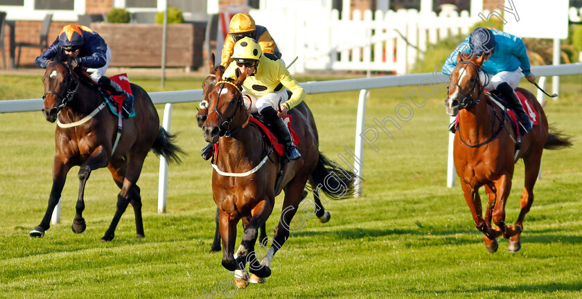 Elite-Status-0010 
 ELITE STATUS (Clifford Lee) wins The Racehorse Lotto National Stakes
Sandown 25 May 2023 - Pic Steven Cargill / Racingfotos.com