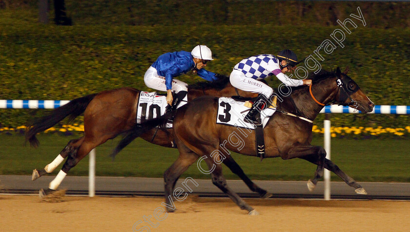 El-Chapo-0003 
 EL CHAPO (Luke Morris) beats RACING COUNTRY (farside) in The UAE 2000 Guineas Trial Div2 Meydan 25 Jan 2018 - Pic Steven Cargill / Racingfotos.com