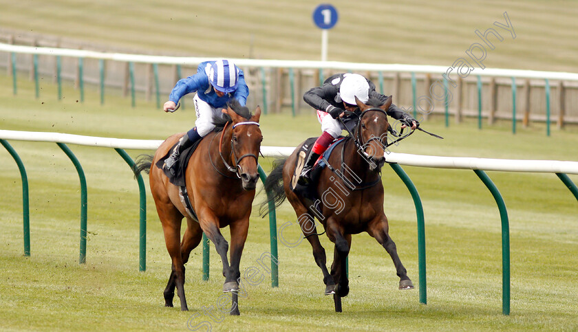 Maqsad-0004 
 MAQSAD (left, Jim Crowley) beats TWIST 'N' SHAKE (right) in The bet365 EBF Fillies Maiden Stakes Div1
Newmarket 16 Apr 2019 - Pic Steven Cargill / Racingfotos.com