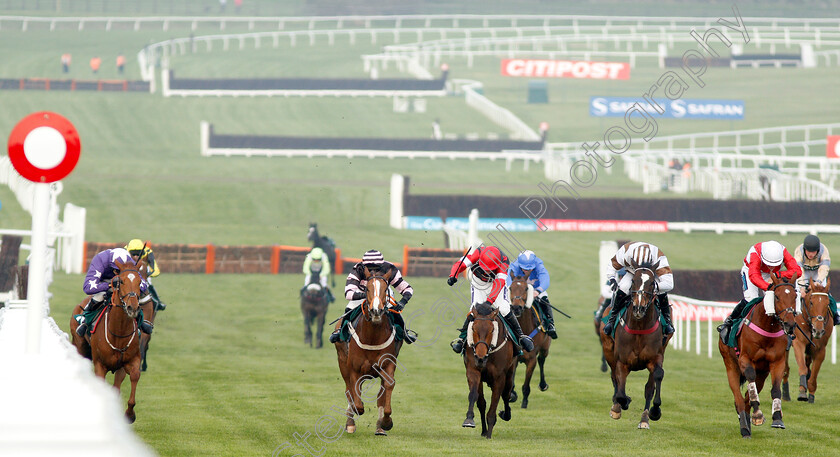 Uno-Mas-0001 
 UNO MAS (centre, Jack Tudor) wins The Cheltenham Pony Racing Authority Graduates Handicap Hurdle
Cheltenham 17 Apr 2019 - Pic Steven Cargill / Racingfotos.com