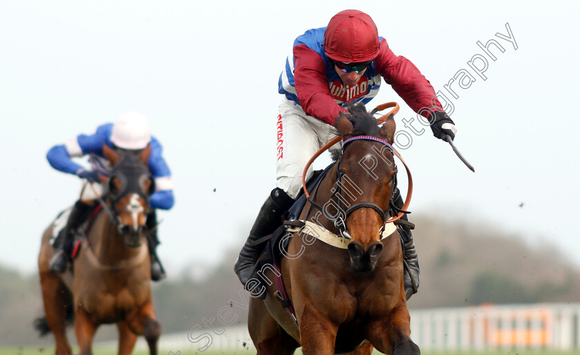 Azzerti-0005 
 AZZERTI (Wayne Hutchinson) wins The Bet With Ascot Novices Limited Handicap Chase
Ascot 21 Dec 2018 - Pic Steven Cargill / Racingfotos.com