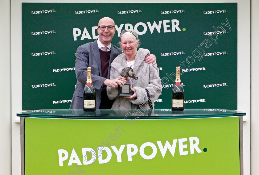 Midnight-Shadow-0009 
 Presentation by Paul Binfield to Aafke Clarke for The Paddy Power Broken Resolutions Already Dipper Novices Chase won by MIDNIGHT SHADOW 
Cheltenham 1 Jan 2020 - Pic Steven Cargill / Racingfotos.com