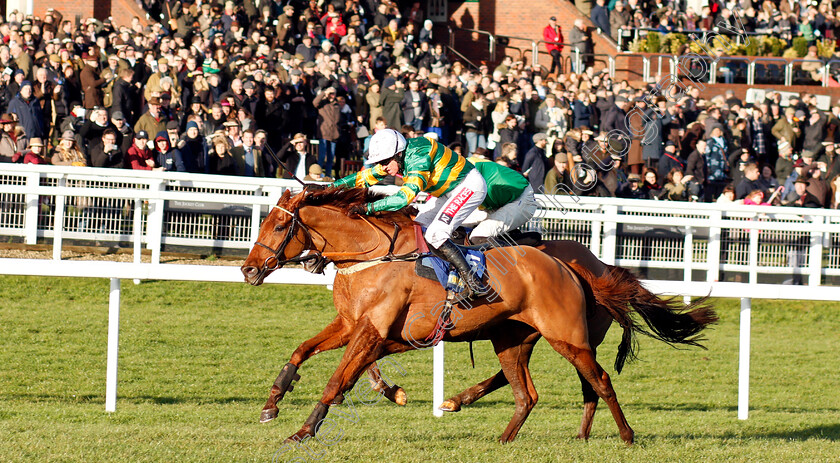 Yanworth-0002 
 YANWORTH (Barry Geraghty) wins The BetBright Dipper Novices Chase Cheltenham 1 Jan 2018 - Pic Steven Cargill / Racingfotos.com