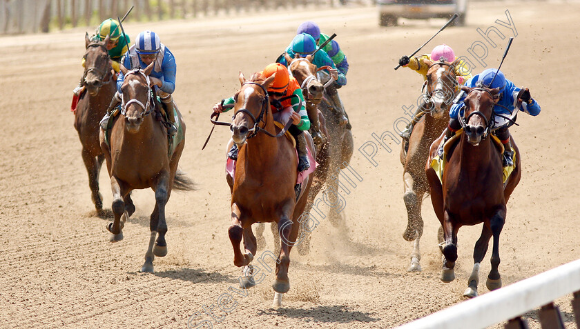 Cosita-Mia-0001 
 COSITA MIA (centre, Joel Rosario) beats COMMUNAL (right) in Maiden Special Weight
Belmont Park 7 Jun 2018 - Pic Steven Cargill / Racingfotos.com