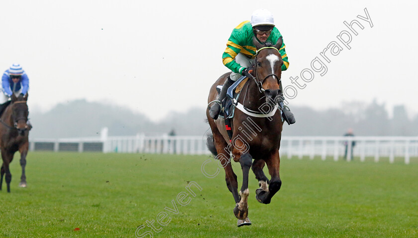 Jonbon-0004 
 JONBON (Nico de Boinville) wins The Betmgm Clarence House Chase
Ascot 18 Jan 2025 - Pic Steven Cargill / Racingfotos.com