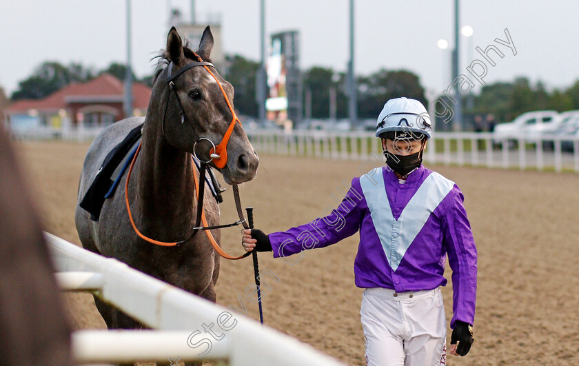 Single-Minded-0001 
 Oisin Murphy after being unseated by SINGLE MINDED before the opening race
Chelmsford 14 Oct 2021 - Pic Steven Cargill / Racingfotos.com