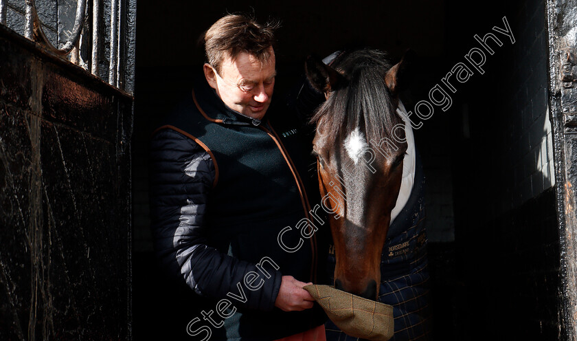 Altior-0006 
 ALTIOR with Nicky Henderson, Lambourn 6 Feb 2018 - Pic Steven Cargill / Racingfotos.com